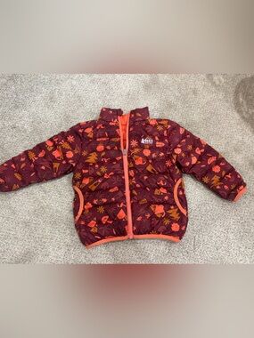 REI Reversible 650 Fill Power Down Toddler Jacket Size 3T Forest Nature Print